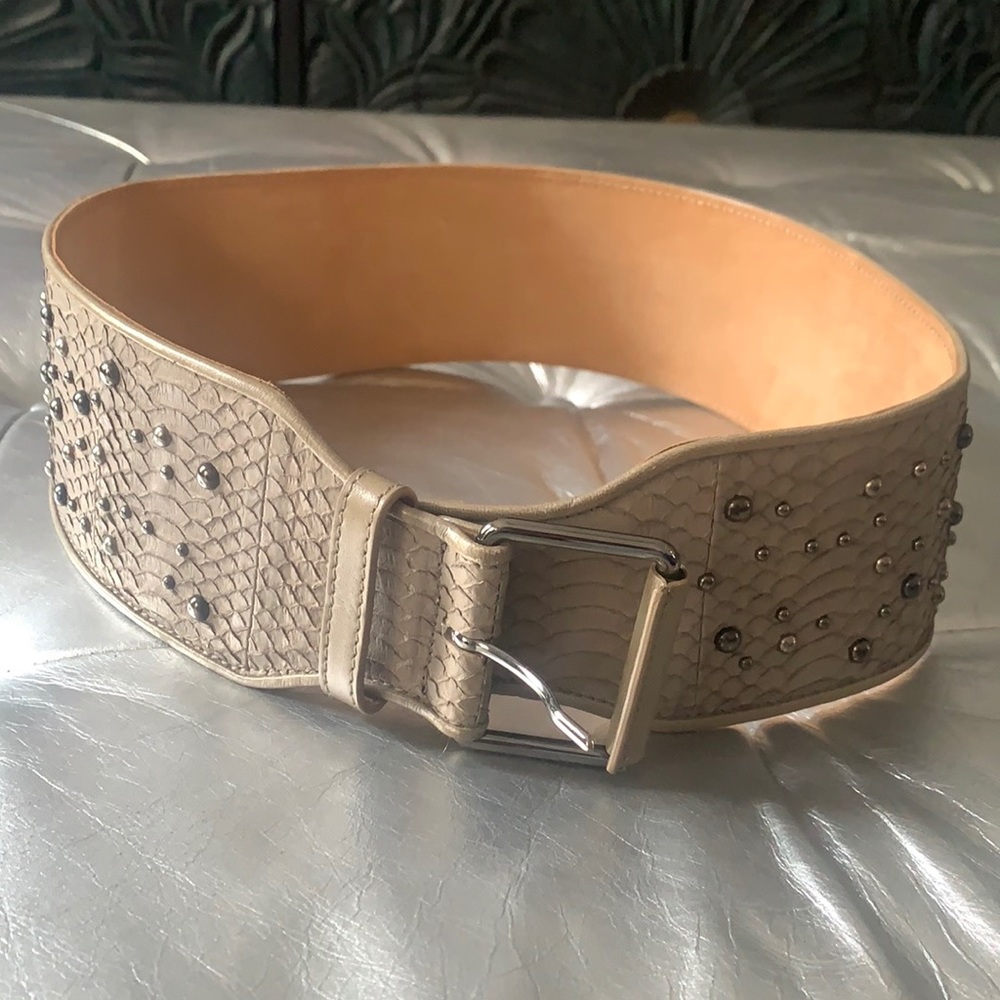 New Matthew Williamson studded leather belt